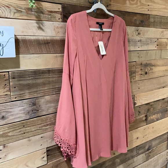 Forever 21 Long Sleeve Cutout Back Dress🍑 - Picture 6 of 15